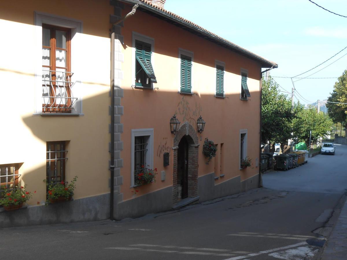 Il Portico Hotel Carrosio Exterior photo
